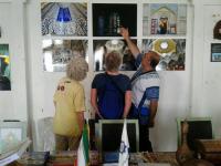 معرفی فرهنگ و هنر شیراز توسط هنرمند و عضو هیئت مدیره اتحادیه صنایع دستی در افریقا
